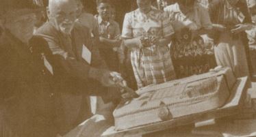 Drower Sisters - Glenis