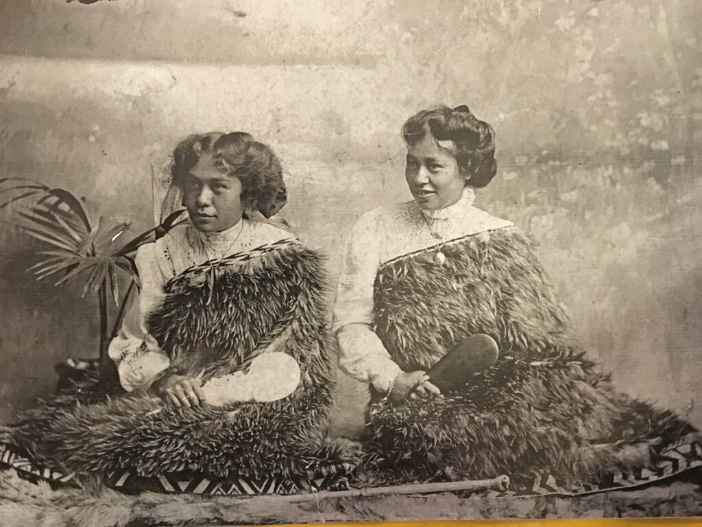 Ngarongokahira and Hine-i-Taupe