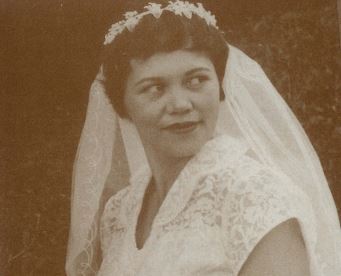 Ropiha Sisters - Patricia Aroha (Douglas)