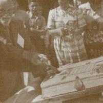 Drower Sisters - Glenis